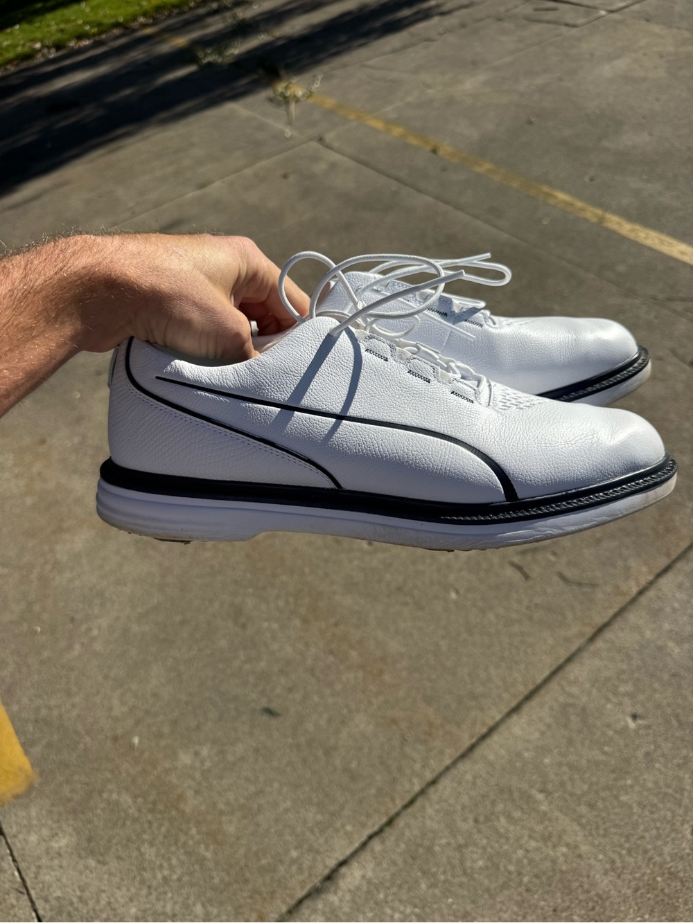 White Men's puma avant- golf shoes